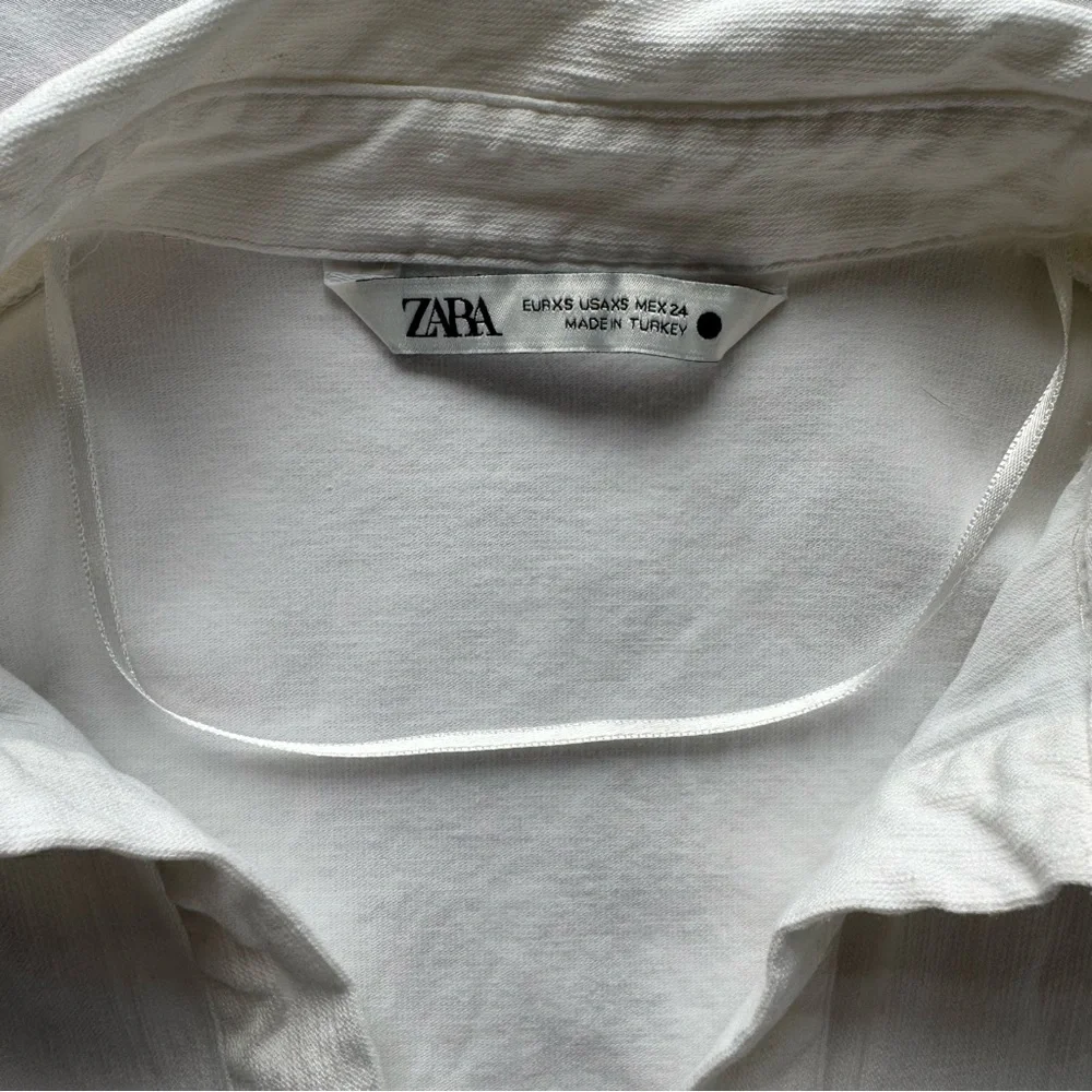 Zara white button down - Picture 4 of 6
